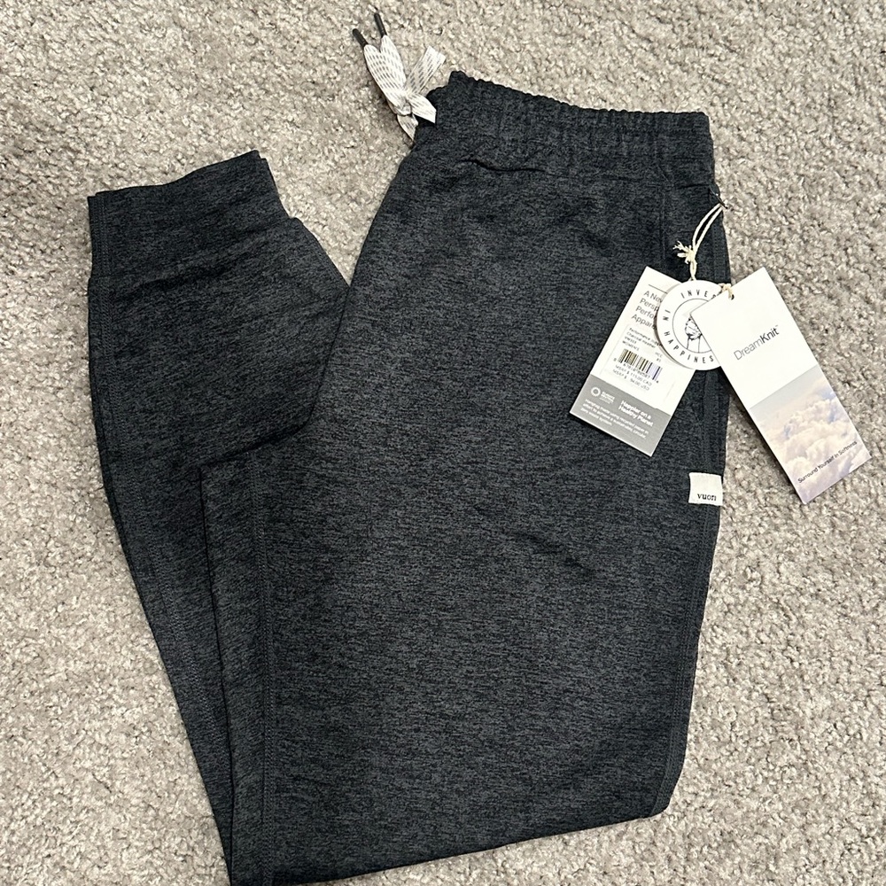 Vuori Dream Knit Performance Jogger Charcoal Heather Gray size XS NEW